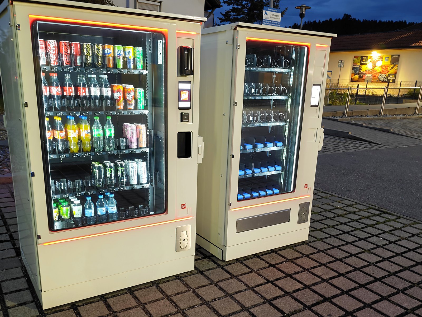 24/7 in Neuravensburg: Unsere vier Verkaufsautomaten sind da