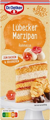 Marzipan-Rohmasse für Apfel-Marzipan-Kuchen mit Mandelblättchen