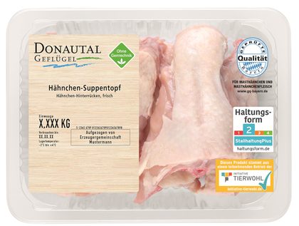 Suppenhuhn für Hühnerfrikassee mit Champignons und Reis
